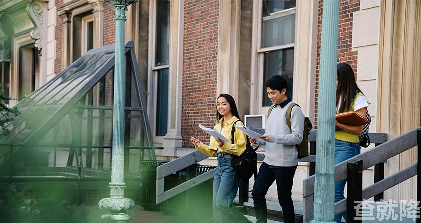 查就降,查就降官网,免费论文降重,免费论文查重系统