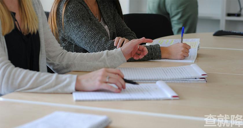 查就降,查就降官网,免费论文降重,免费论文查重系统