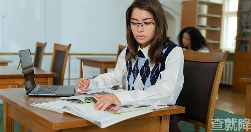 查就降,查就降官网,免费论文降重,免费论文查重系统